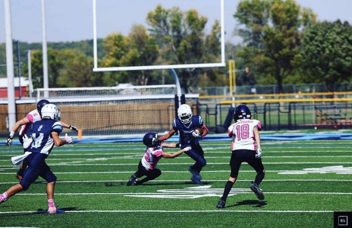 BraydanDoss's tweet photo. Some of 2023 8th grade football season💫 https://t.co/eYXydUYWBd