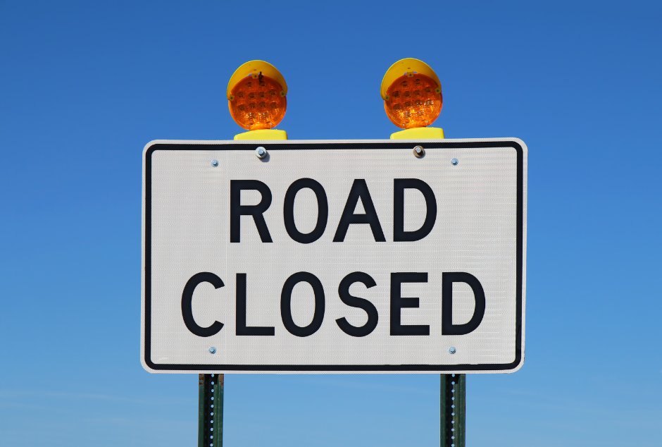 BurbankCA's tweet photo. NOTICE: Access to Front St, from Burbank Blvd to the I-5 Fwy Southbound, will be limited due to a full road closure for temporary striping &amp; K-rail installation for the 777 Front St Project. 🔗https://t.co/nQRkkVOJth

🛑9PM June 28-5AM June 29
🛑7AM–5PM June 29
🛑7AM–5PM June 30 https://t.co/t63ZZL0Zjq