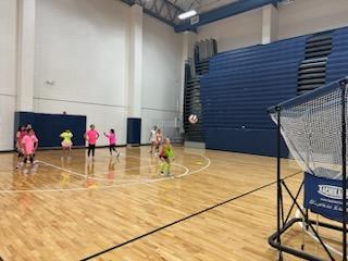 Prowlervball23's tweet photo. We completed our 4th-6th Grade 🏐 Camp with significant improvement and a lot of fun in our Neon (because our future is so bright)!
@athleticsfshs @thecoachhickman https://t.co/dGUJ2L4KLg