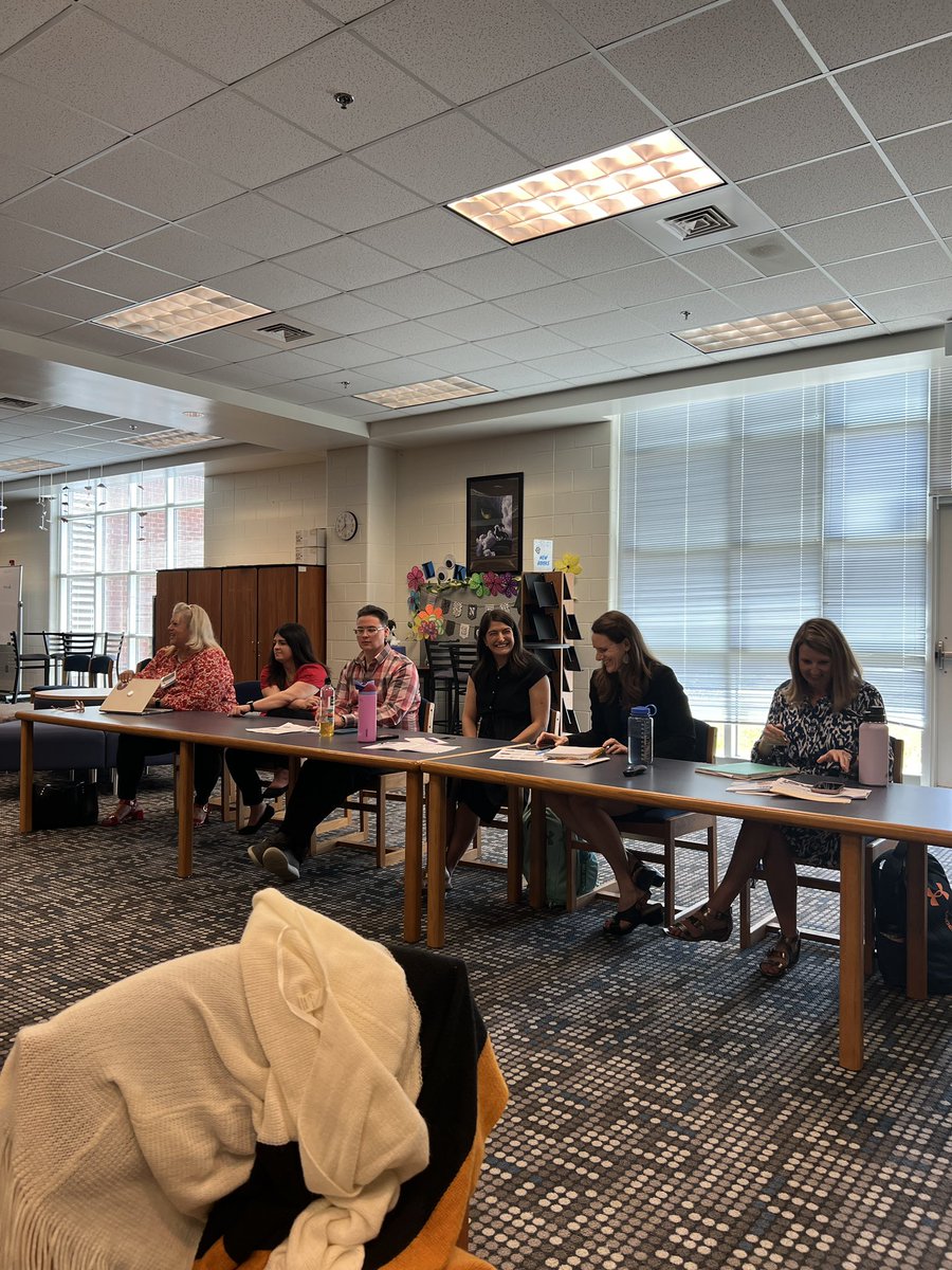 Anna_Hebb's tweet photo. @Vtss_ric @RichmondMERC  an amazing day of research and seeing our VTSS divisions in action! We learned so much from you. https://t.co/Qp2tPIeD5b