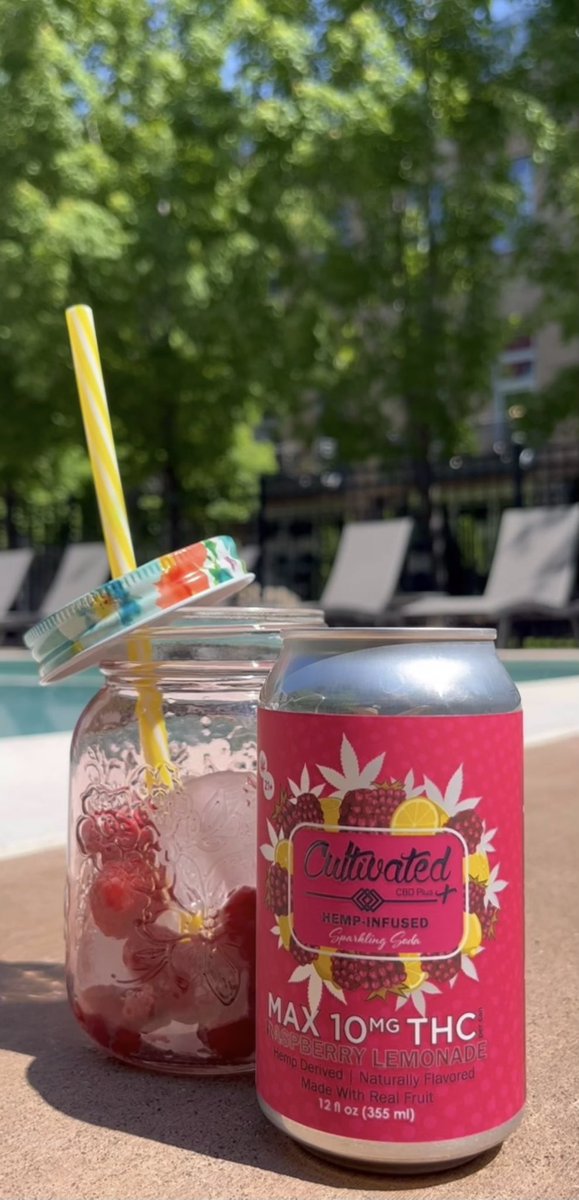 cultivated_cbd's tweet image. Can’t miss #RaspberryLemonade #OverIce 🍀🍋 🍹