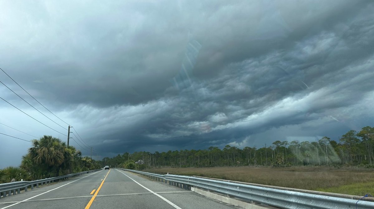 akmcdickinson's tweet photo. @spann Yep! Heavy downpour! Drove right thru it w/the top/doors off our Jeep from Cape San Blas to Mexico Beach. Thankful for my fiancé wiping the inside of the windshield/my face w/a towel. Nowhere to stop with cover until Port St. Joe, &amp; by then there was no point in stopping LOL. 🥴 https://t.co/BMfPnpoE5z