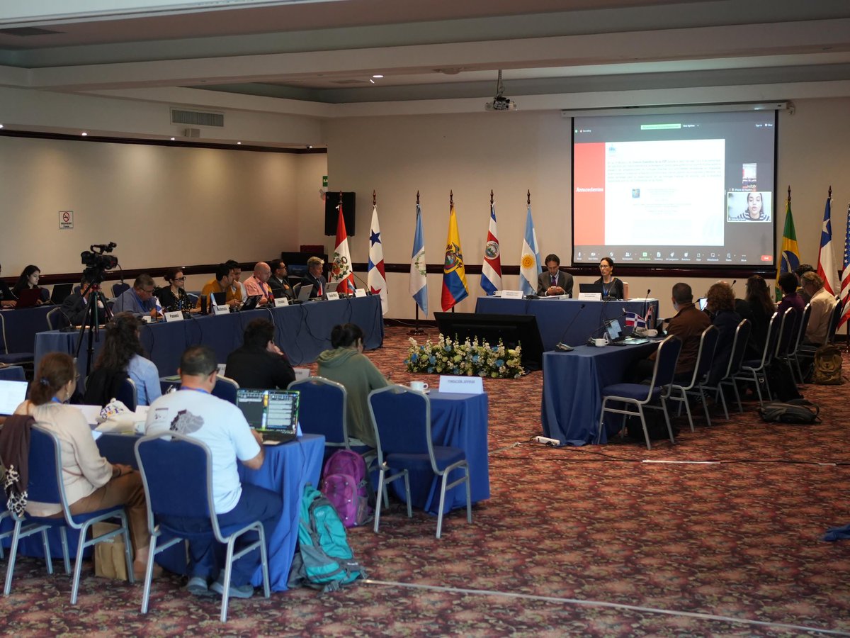 EcuadorMAE's tweet photo. 📍Manta | Durante las plenarias de la #COP11CIT🇪🇨, se trataron: 

📌Logros y avances de la Secretaría y sus Comités Científico y Consultivos sobre financiamiento para proyectos.
📌Acciones para mitigar el impacto por colisión con embarcaciones en República Dominicana. 🇩🇴 https://t.co/cwOfnJJntZ