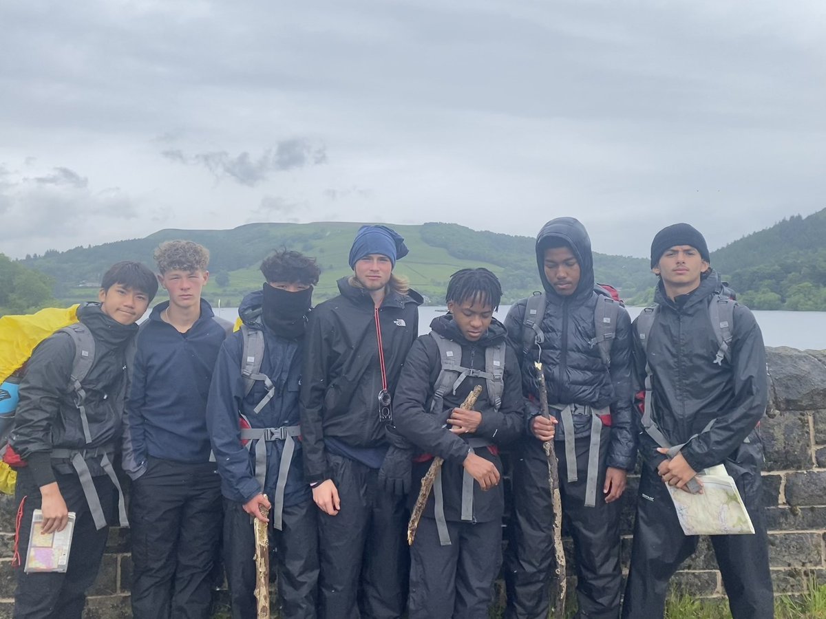 Brooke House College tweet media