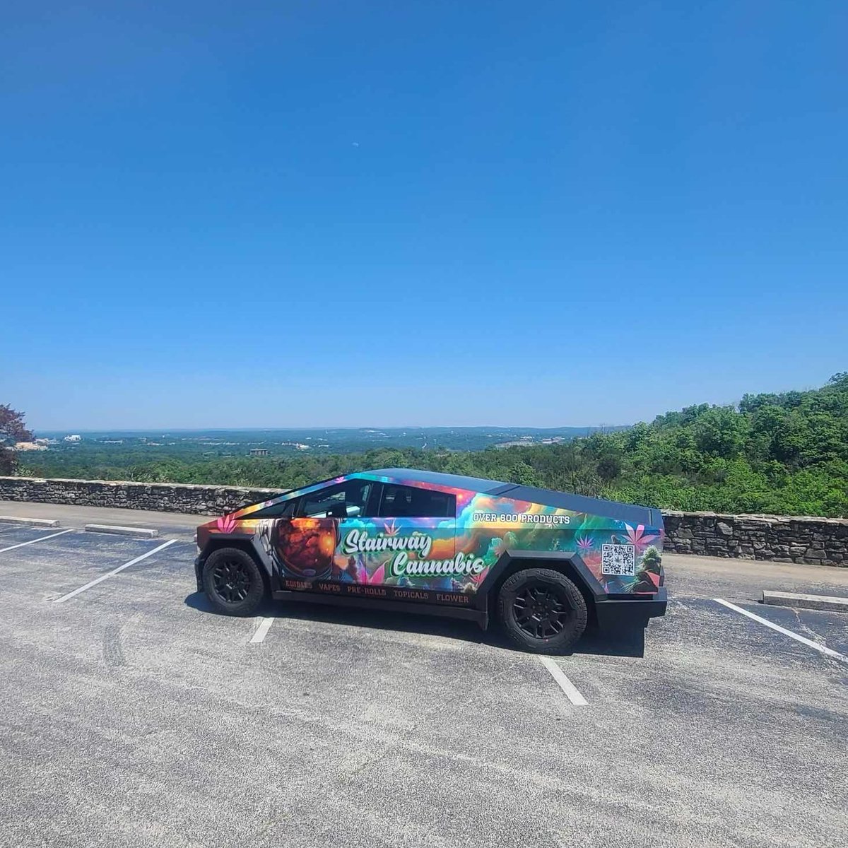 stairwaybranson's tweet photo. We're in full chill mode because it's 4:20 somewhere! 🍃✨ What's your vibe right now? Let us know! And. . . keep an eye out for our rad cyber truck in town today! https://t.co/ctQ7dL6h5r