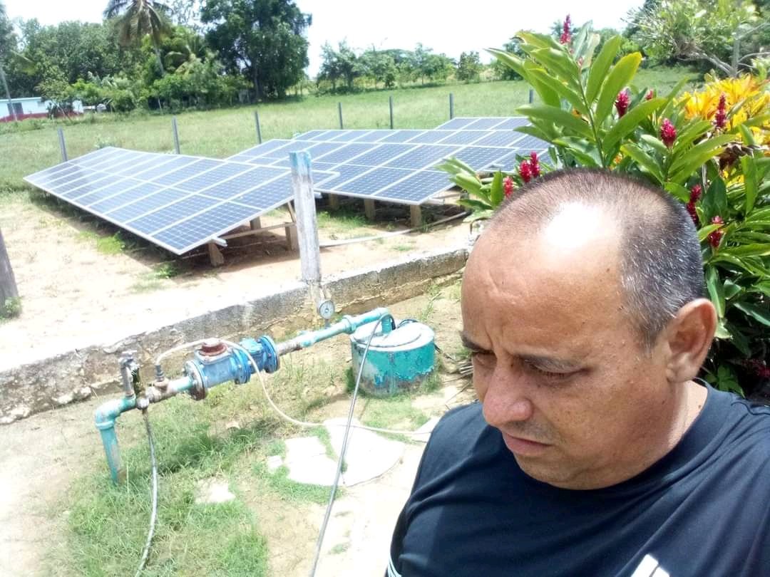 delegacionssp1's tweet photo. Visita Tania Pérez funcionaría de la oficina de la Viceprimera Ministra Inés Chapman estación de bombeo con cambio de matriz energética EB Entronque de Guasimal. #GenteQueSuma #SanctiSpíritusEnMarcha #INRHCuba @BravoFrede42457 @DeivyPrezMartn1 @AlexisLorente74 @Camilo63520842 https://t.co/t4pCslpUwM
