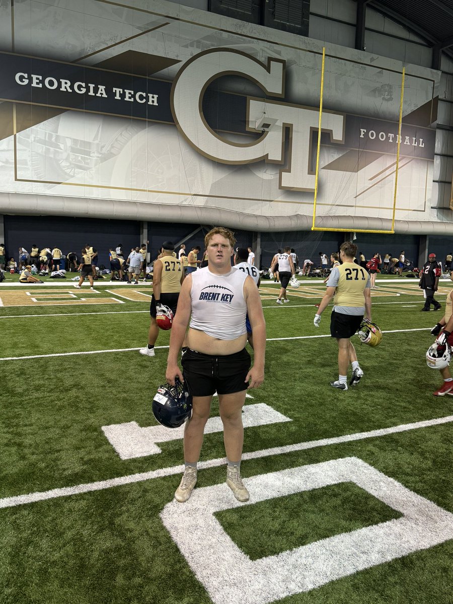 banksmathis72's tweet photo. A good day at @GATECHFOOTBALL1 looking forward to the upcoming camps. @parker_rentz62 @RecruitGeorgia @CoachTrevHorton @MrTNT21 @coachcurd @CoachGeep @CoachCarlson_OL @CoachLiamKlein @coacha517 @CoachBernardi74 @Coach_Morris66 @coachanthony01 https://t.co/nXAUjGjlOV