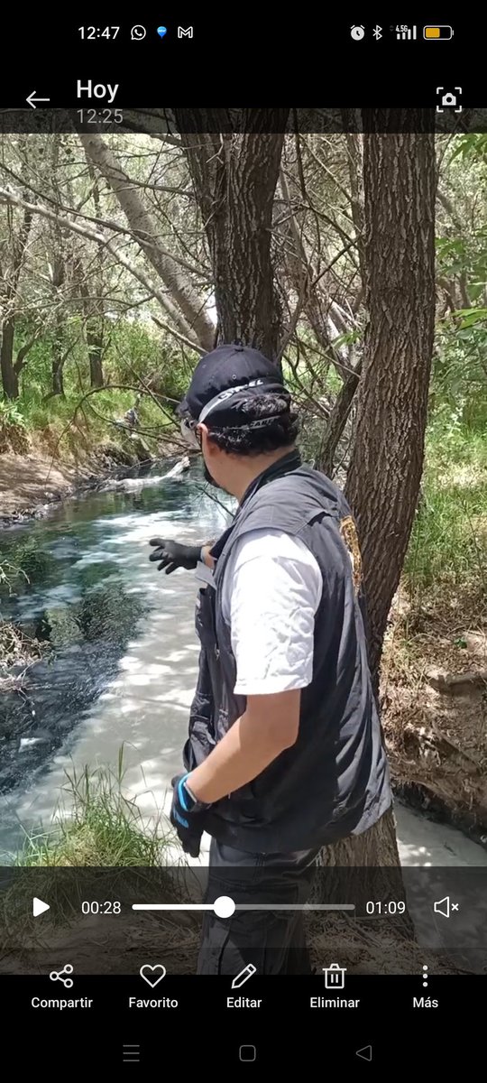 OmarArellanoAg1's tweet photo. Aquí desde el río Atoyac y Xochiac.  Los dos ríos contaminados, los dos Ríos sobrevivientes. @conagua_mx @profepa, @semarnat ¿Dónde están? Ya es junio de 2024, cuánto más creen que podamos esperar para que frenen o controlen las descargas de contaminantes industriales. https://t.co/2IFMtUANy1