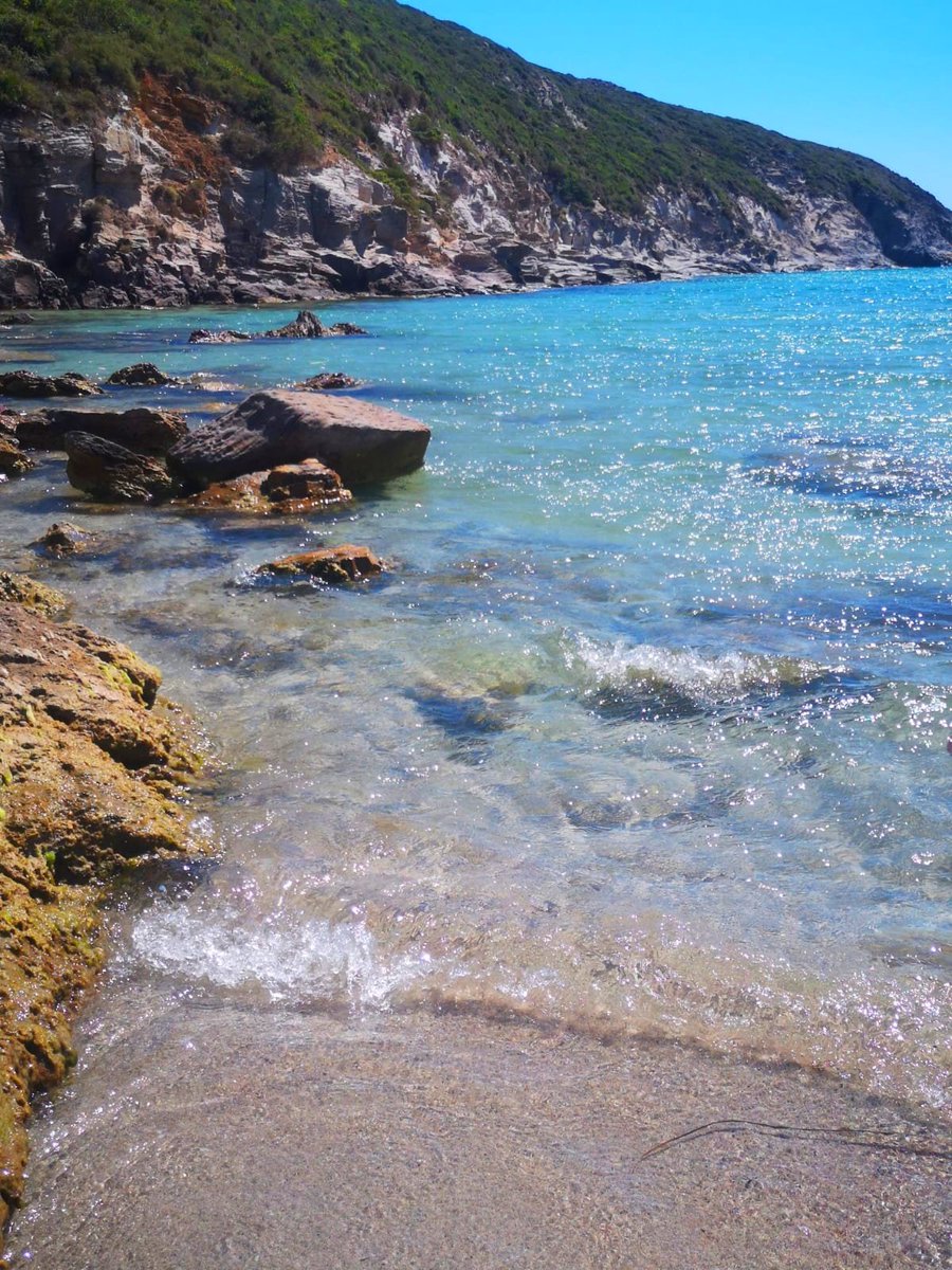 CristinaShonny's tweet photo. #CalaLunga
#SantAntioco
Una perla del #Sulcis
Buon venerdì a tutti. https://t.co/jQgdM1rfZG