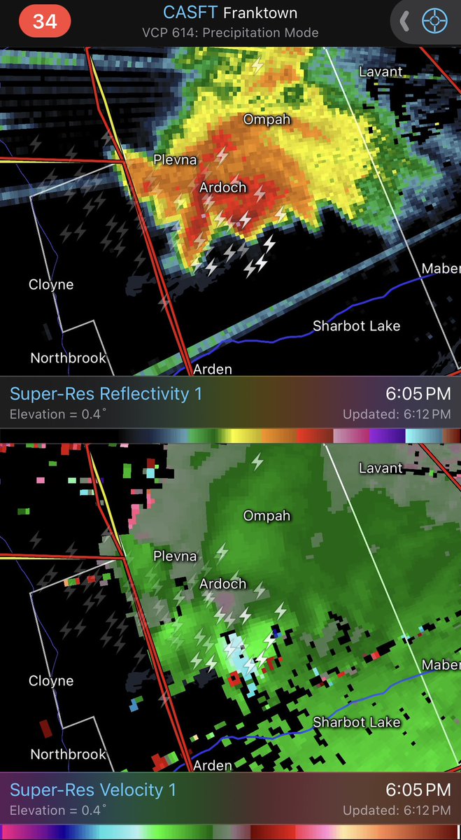 RobynPelletier's tweet photo. Uhhhhh??? Lanark country, inside plz #onstorm #ottwx https://t.co/MXhqN9ky4e