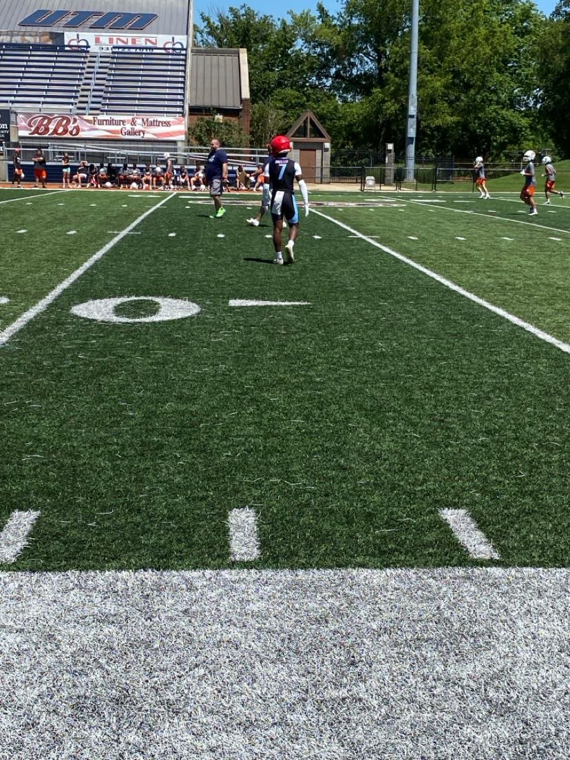 Ken_Shelley20's tweet photo. Had a great college 7v7 day @UTM_FOOTBALL @CoachStoutUTM @APHatchellMHS https://t.co/C2Q2xczHgu
