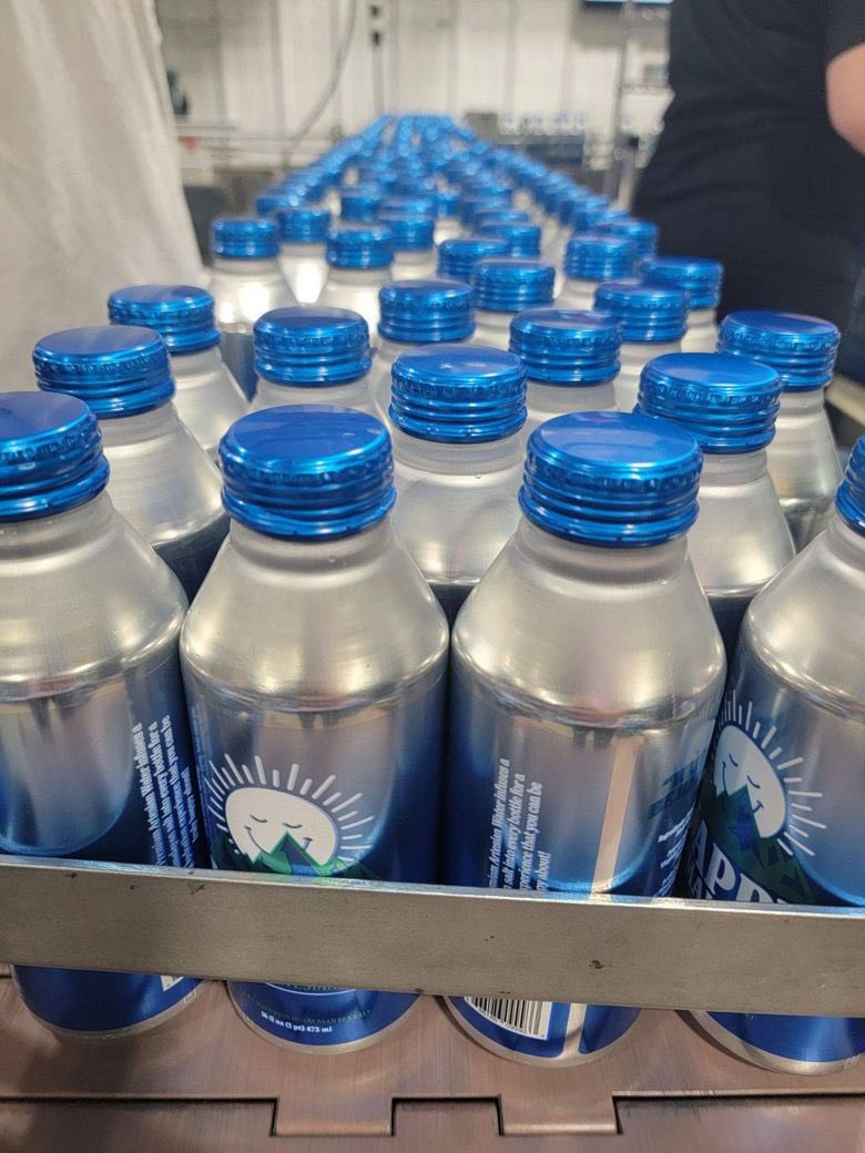 drinkhappyh's tweet photo. We are blown away with the support since our launch! Your support for Happy Himalayan means the world to us 💧 Here's to staying happy and hydrated! #happyhydration #thankyou https://t.co/o52FC7FTwN