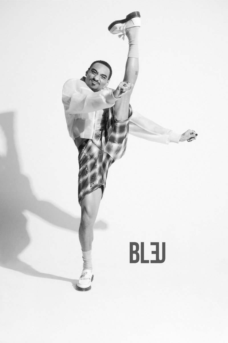 durandbernarr's tweet photo. Let’s talk about it… 

@BleuMagazine https://t.co/foqheV2Qju