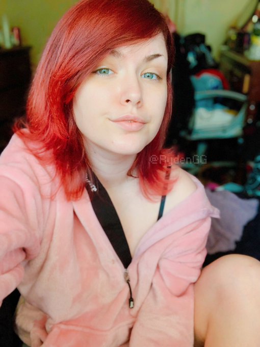 but i&rsquo;m out of my head when you&rsquo;re not around 🌤️💕✨ https://t.co/DWcj2QTpZF<a href="/tag/mvsales"class="tags"><span>#mvsales</span></a>