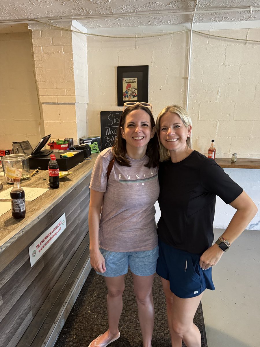 Real life vs Posed 🤣 

⁦<a href="/chasingscratch0/">Chasing Scratch Podcast</a>⁩