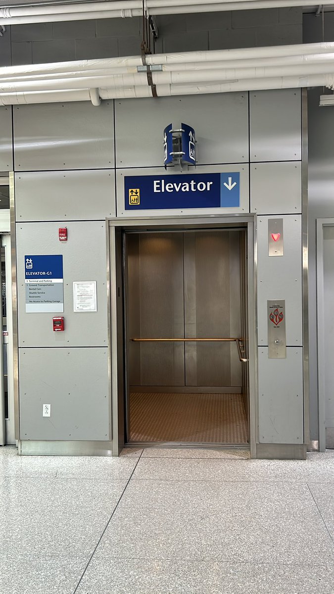 SpaldoBusiness's tweet photo. First 30 minutes on the directions to arriving passengers at @INDairport and itβs going β¦ swimmingly πββοΈ π πΊπΈ #alllanesleadtoindy @IndSportsCorp #swim24 I know all the βοΈ touristy secrets to #loveindy https://t.co/1tePbqu9Zi
