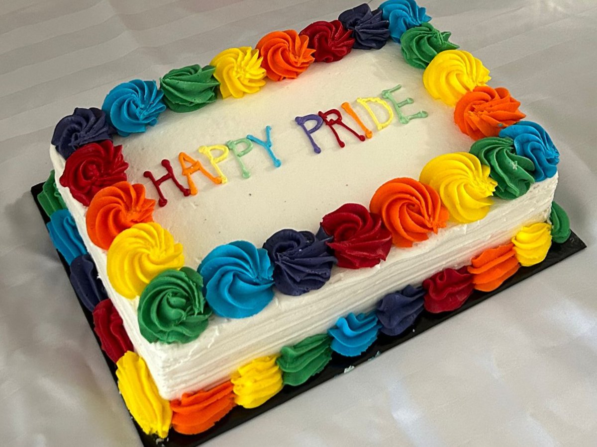 FifeHouse's tweet photo. ๐๐ฐ Residents & staff at our Jarvis location had a blast celebrating #Pride yesterday. On the menu for this special ed. of our lunch program: rice and peas, chicken skewers and a tasty Pride-themed cake. Plus, one lucky resident won an awesome goody bag #PurseFirst #LoveIsLove๐ https://t.co/wzLRG3PetX