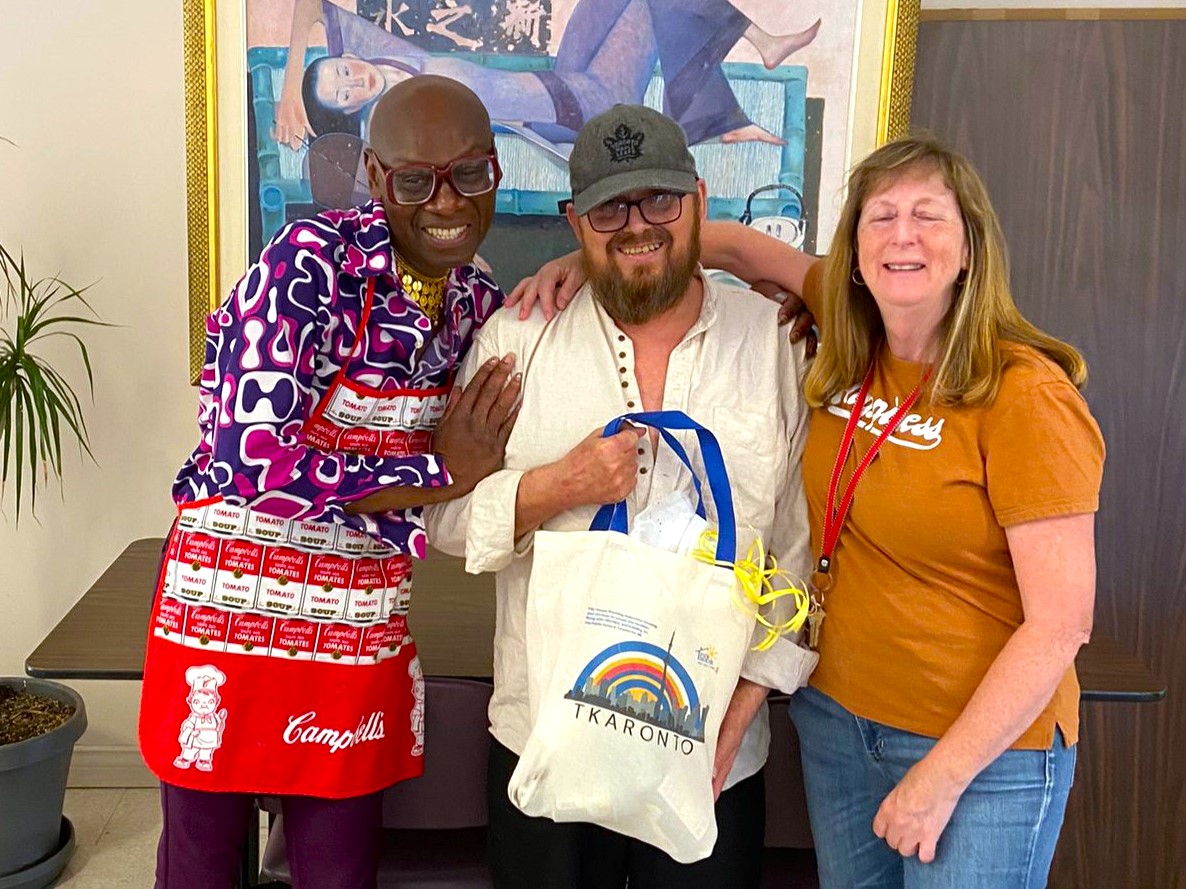 FifeHouse's tweet photo. ๐๐ฐ Residents & staff at our Jarvis location had a blast celebrating #Pride yesterday. On the menu for this special ed. of our lunch program: rice and peas, chicken skewers and a tasty Pride-themed cake. Plus, one lucky resident won an awesome goody bag #PurseFirst #LoveIsLove๐ https://t.co/wzLRG3PetX