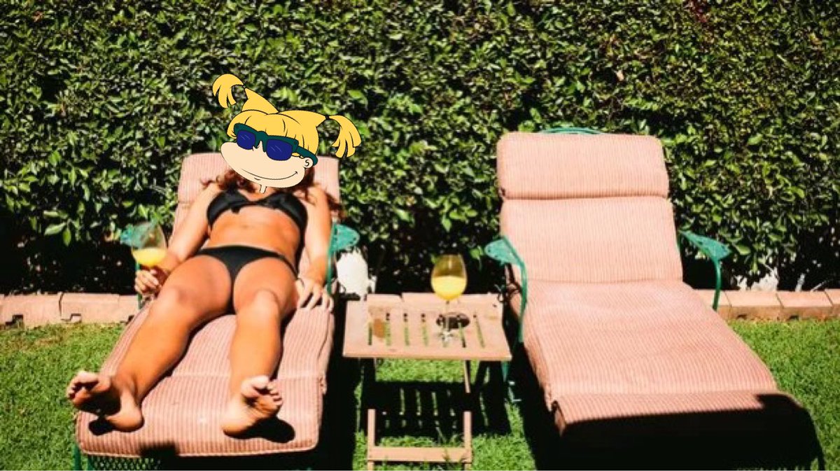 chillbunny008's tweet image. Tomando un poco de sol en esta tarde, luego de estar disfrutando en la suite con rica comida 🥳 #LCDLFilosos2