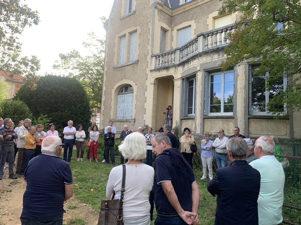 philippefolliot's tweet image. La lumière au bout du tunnel : enfin! Merci #Philippebonnecarrère pour ces valeur portées, ce travail acharné et surtout aujourd’hui pour ta présence pour ces élections législatives: nous sommes tous là pour pousser dans la mêlée à tes côtés 💪🏼