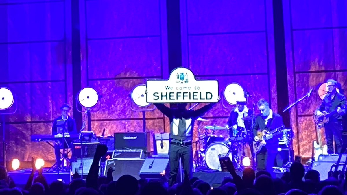 DaveJHanson's tweet photo. ⁦@RichardHawley⁩ amazing! 😊🎸 https://t.co/qgbDgrJcjH