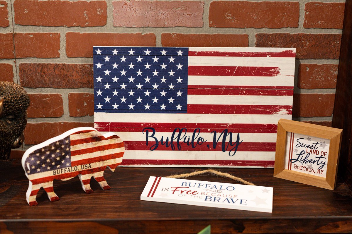 thebflostore's tweet photo. 🇺🇸 Happy Flag Day, America! 🇺🇸

A day to remember, the stars and stripes, which were designated the national symbol of the United States of America by Congress on June 14th, 1777 ❤️🤍💙

#FlagDay #flagday2024 #BFLO #BuffaloNY #USA https://t.co/2pLXPGm3Sg