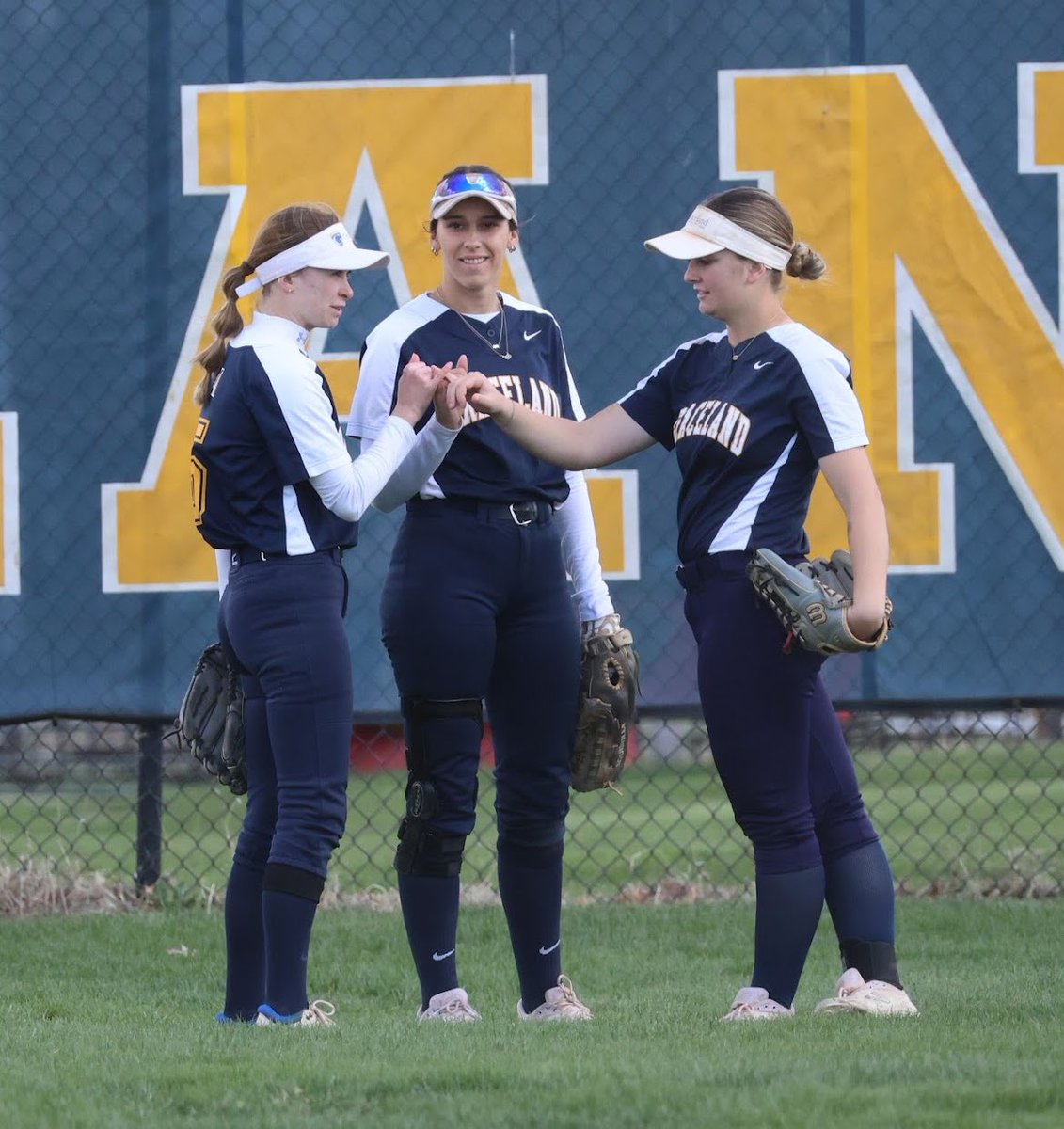 Graceland University Softball 🥎 tweet media