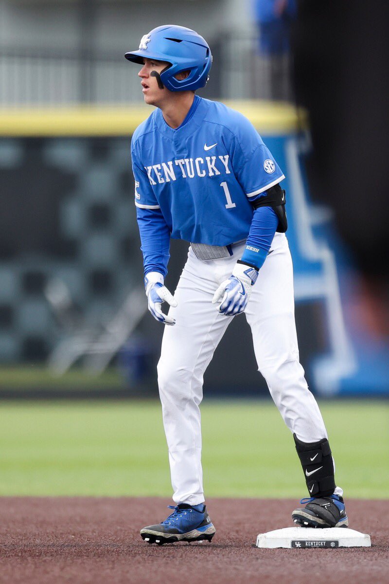 CoachHerrera's tweet photo. From Skyline HS To the college World Series. @PatrickcHerrera Arizona high school product. https://t.co/64QvG5s68N