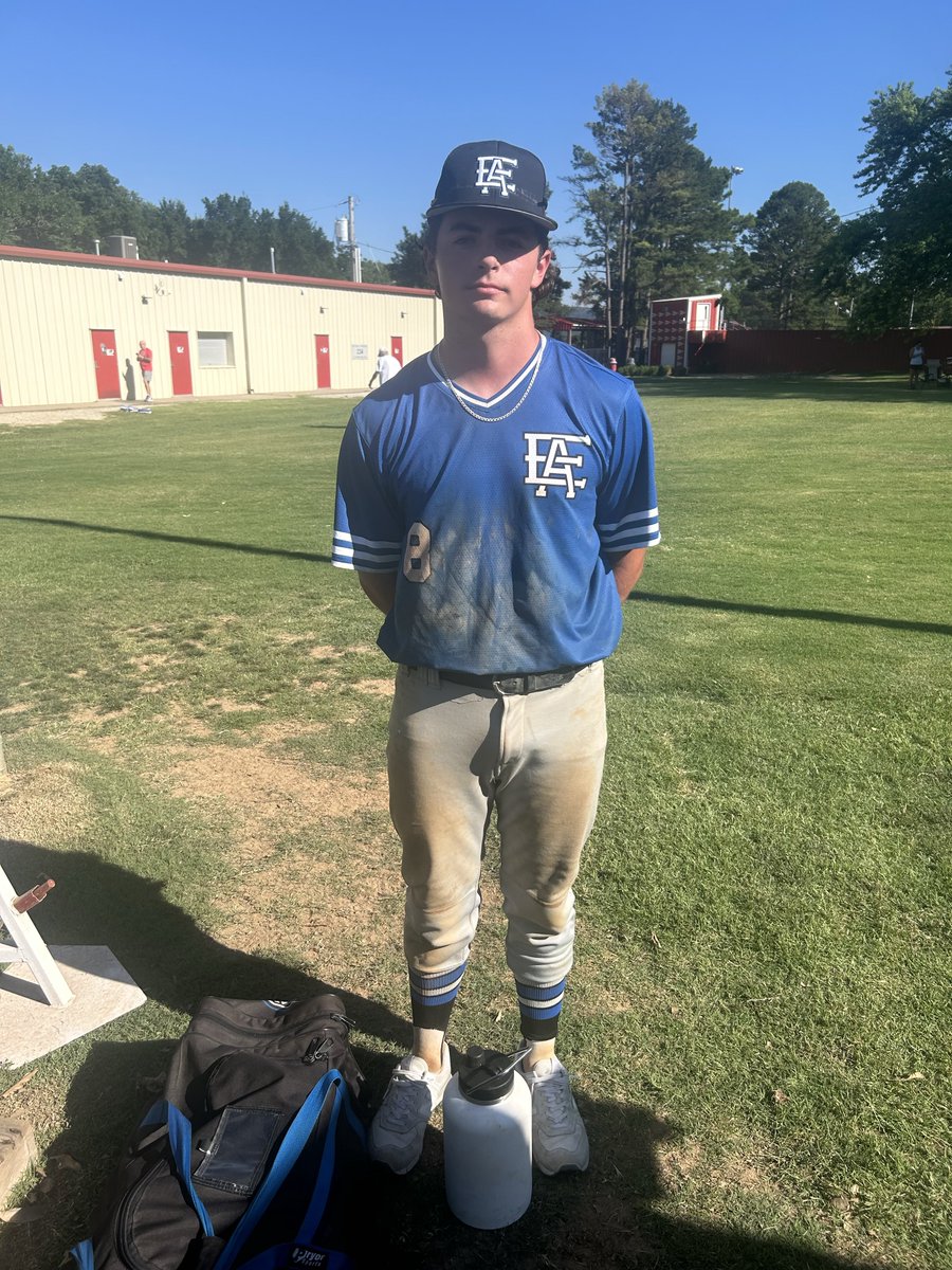 FiveToolAR's tweet photo. F: @EngagedBaseball 17U Blue 11, Mac N Seitz 17U Gray 10
PoG: Landon Duff 2-2, 2 2B + 2 diving plays https://t.co/hKqC8SkrE2