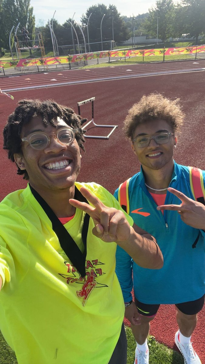 LangstonnThomas's tweet photo. had an amazing time at the Brooks PR Invitational!! I thank God for allowing me to stay composed amidst adversity, and for allowing another opportunity for learning &amp; growth. God is good.
#AGTG 
-3rd Place 100 meter - 10.53
-Run Happy Athlete of the Meet

Philly next…🔜 https://t.co/bjymWBrLtx