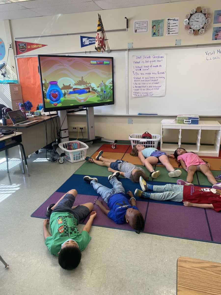 MsMcKinley_1st's tweet photo. Y for Yoga! #ABCCountdowntoSummer @CromwellValleyE @WeAreCVESTEAM https://t.co/8PPHAies8I