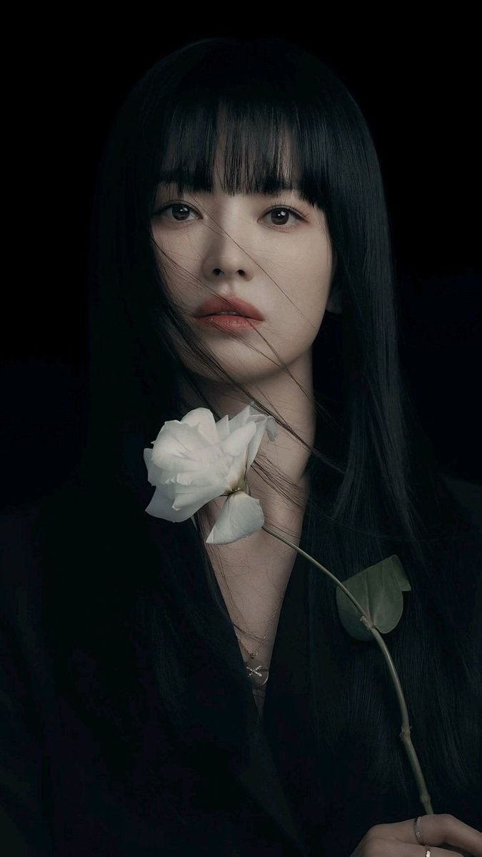 amirkdrama's tweet photo. Songheykyo 
أيقونة الزمن الجميل و ملكة الكيدراما ، لم تنزل عن عرش الأفضل لما يفوق عشرين سنة،كانت و لا تزال سيدة الشاشة الصغيرة التي أعمالها تحصد نسب مشاهدة عالية، معشوقة الجيل القديم و الجديد، هايكو لا تتكلم عنها الكلمات بل النجاح الذي استمر للذروة و التمثيل الذي يتطور مع كل عمل https://t.co/rqovrcUYAc