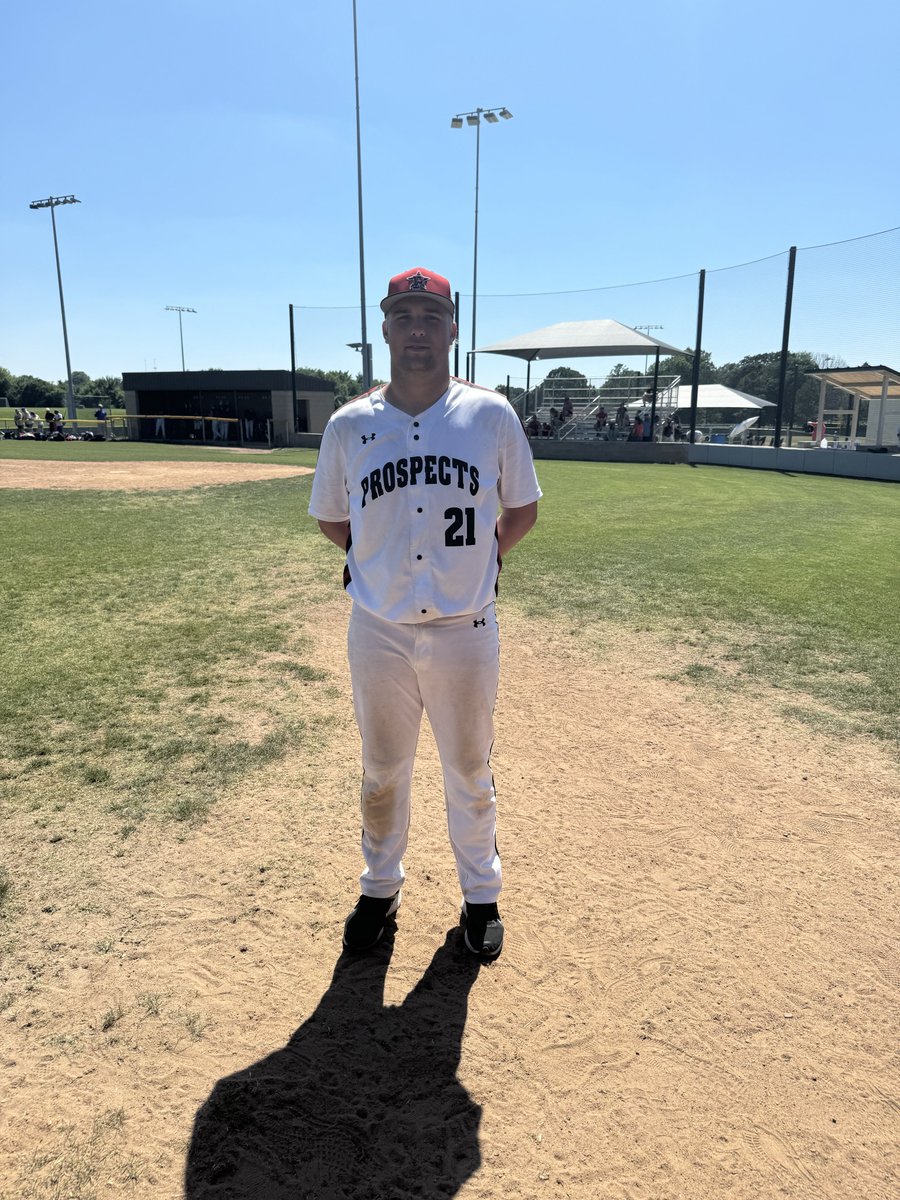 FiveToolAR's tweet photo. F: @stlprospects 17U Scout Benes 10, KC Bullets 5 
PoG: @CamdenNewsom 2-2, 2B, 3RBI
Pitcher: Blake Willan 5 IP, 0 ER https://t.co/Tirb4COeaF