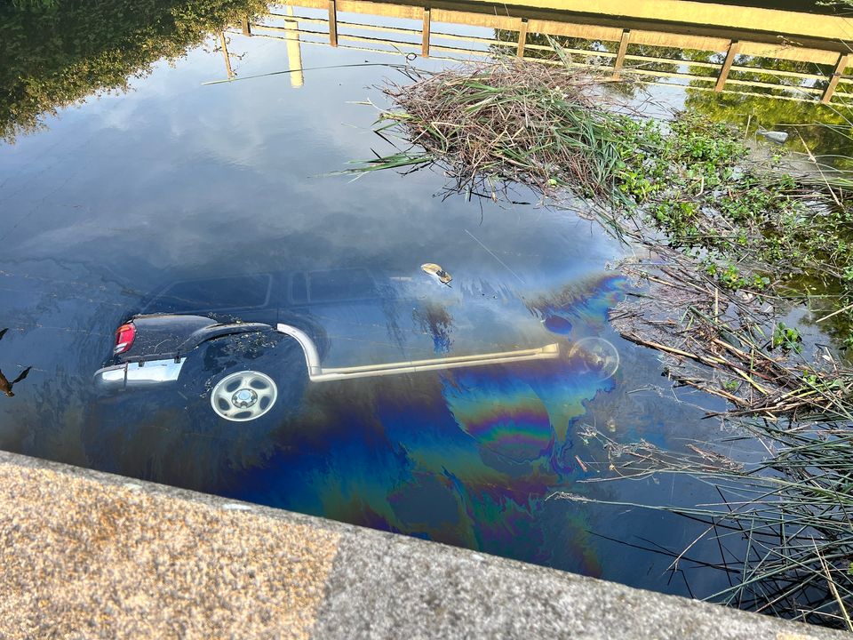 CHP_Stockton's tweet photo. Officers Brown and Lee rescued a DUI driver from a submerged vehicle in White Slough. Brown jumped in, broke the window with Lee's baton, and the driver was rescued. CHP reminds you...Do not drink and drive!
#StocktonCHP #CaliDDP #chpcareers #californiahighwaypatrol https://t.co/7bj74PVNsX