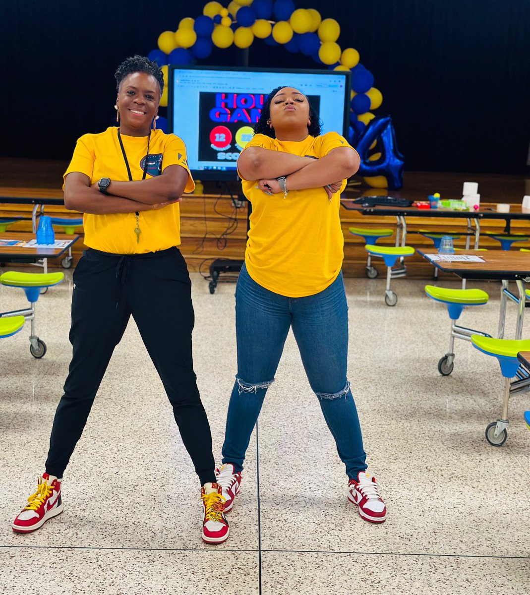 BSLewis91's tweet photo. I would literally be lost without these two! What is a site coordinator without the best SEL champion and IS Extraordinaire in the LAND! @MaiyaBaldwin @LatCrosbie
#TheyNotLikeUs
#CampWay
#ChooseYourDestination
#NewDRIPalert ๐จ
โผ๏ธ https://t.co/q2dAIidZQ2