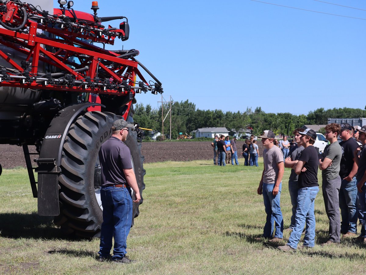 The NDSCS Ag department hosted learning and innovation during Land Lab Day! 

Students explored demos by 701x, Titan, and Aerial Ag Drone Services and heard from Ashley Bettenhausen on commodity marketing. 🌾✨ #LandLabDay #FutureFarmers