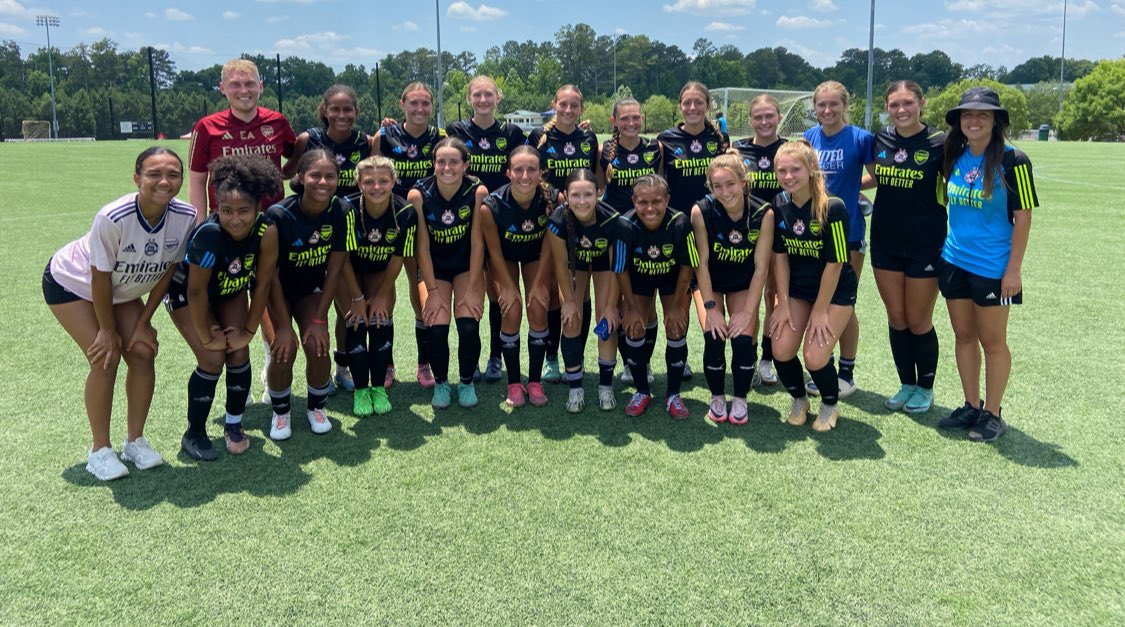 Sooooooo excited. Just finished our week training with the arsenal staff. Our team is prepared and more importantly ready for nationals. Hoping to do even BIGGER things this time around. LETSGOO 🔥🔥🔥🔥🔥 #ecnl #championsleague #nattybound