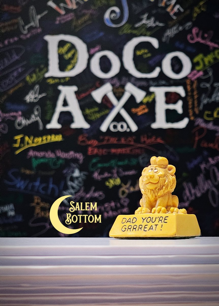 SalemBottom's tweet photo. We've got unique, eco-friendly gifts for everyone you love!

Shop a selection of our collection online at https://t.co/BXQUdvcT3U.  All items are available for shipping worldwide or pickup at @DoCoAxe in Cambridge, MD!

#SalemBottom #Gifts #Treasures #Unique #WallaceBerrie https://t.co/Gcq8quWitG