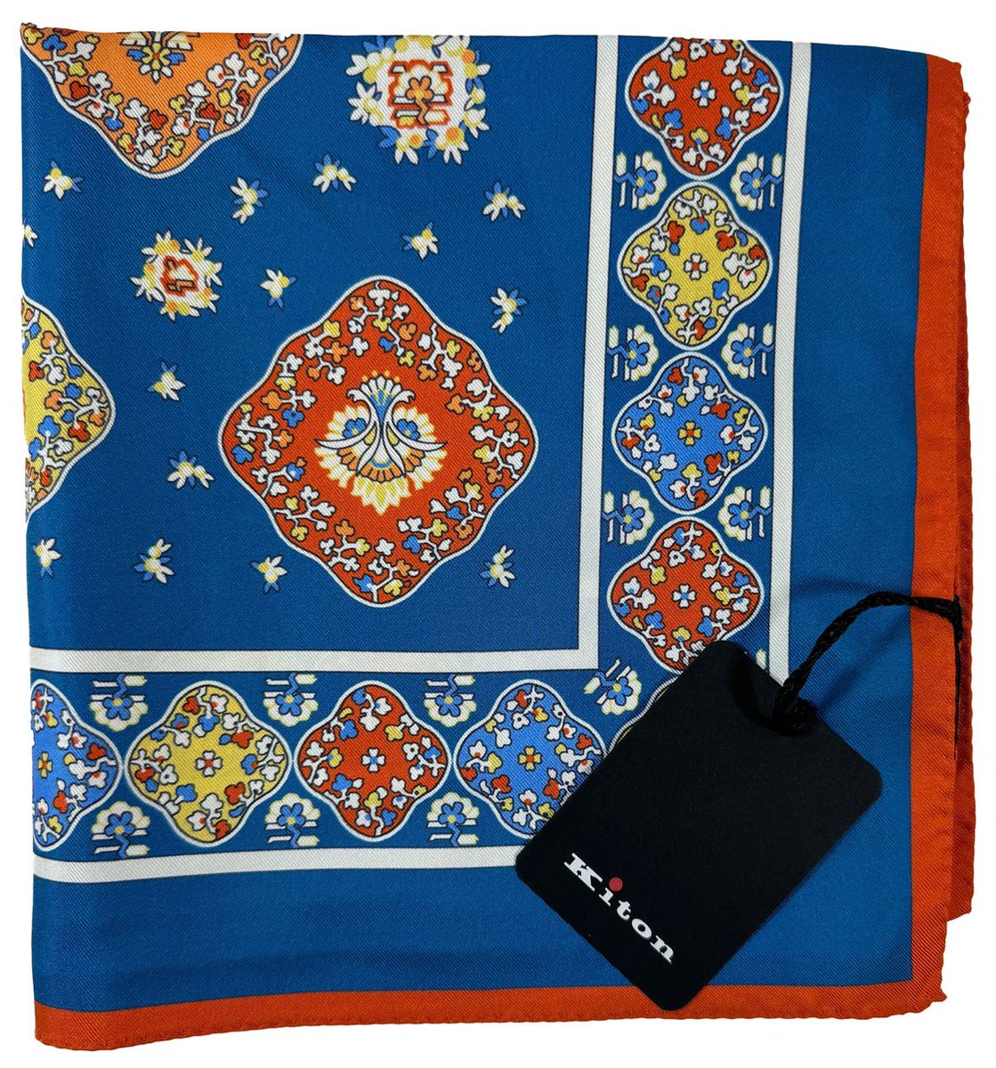 ComoMilano's tweet photo. Kiton women collection scarves at 65% off @comomilano https://t.co/oextuW6u2n twill silk designer scarves, check the website now! #kitonwomen #designerscarves #womenscarves https://t.co/GE38RTSDBz