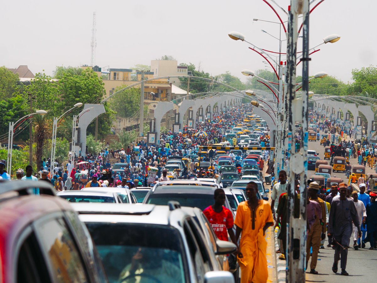 As we support #Nigeria's macroeconomic reforms, our focus is clear: continuing to expand protection to the poor &amp; vulnerable.

This financing package underscores our commitment to Nigeria's journey towards economic stability and poverty reduction. 

➡️ worldbank.org/en/news/press-…