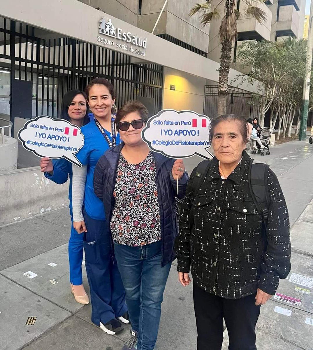 ASPEFISIO's tweet photo. ¡Haciendo visible la voluntad de los fisioterapeutas del Perú! #ColegioDeFisioterapiaYa 
@waldemar_cerron
@AlejoMunante
@GermnTacuri2
@raulhuamanofic
@SinchePariona
@WilsonRusbel
@LadyCamones #WorldPhysiotherapy #ASPEFISIO https://t.co/T6Suern9kr