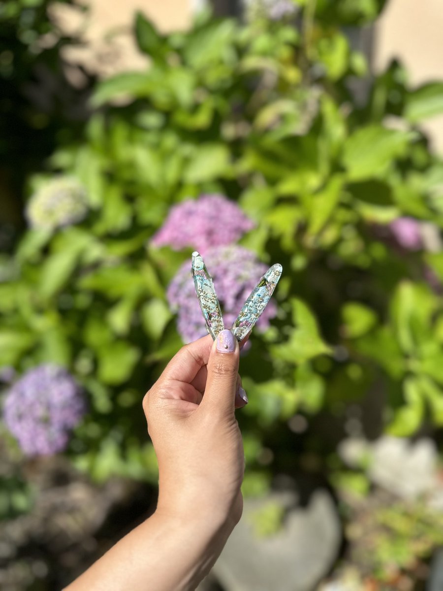 schuler_hiwant's tweet photo. #初夏の創作クラスタフォロー祭り

本物の植物でアクセサリーを作っています✾
初夏のお花の紫陽花

#ヨコハマハンドメイドマルシェ
L-44 https://t.co/nEa4O6T4ea