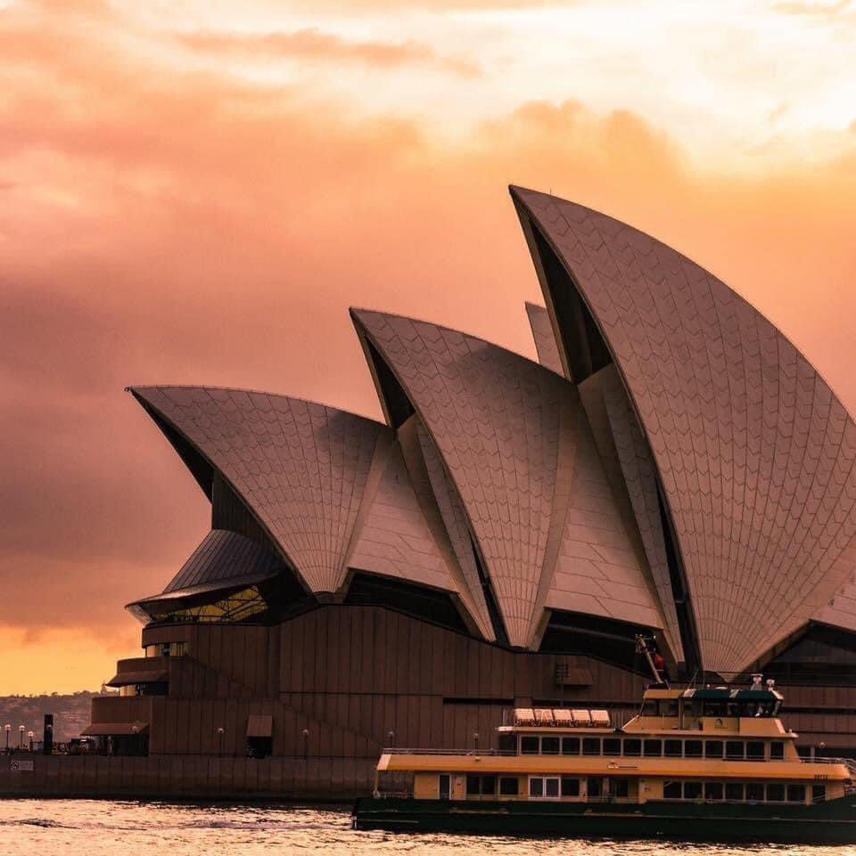 AusmemeNp's tweet photo. Wow: Sydney is number 2 on the list of most unaffordable cities in the world followed by Melbourne at 9, Adelaide is 13 and Brisbane 17😮 https://t.co/Bh7xkvhqvG