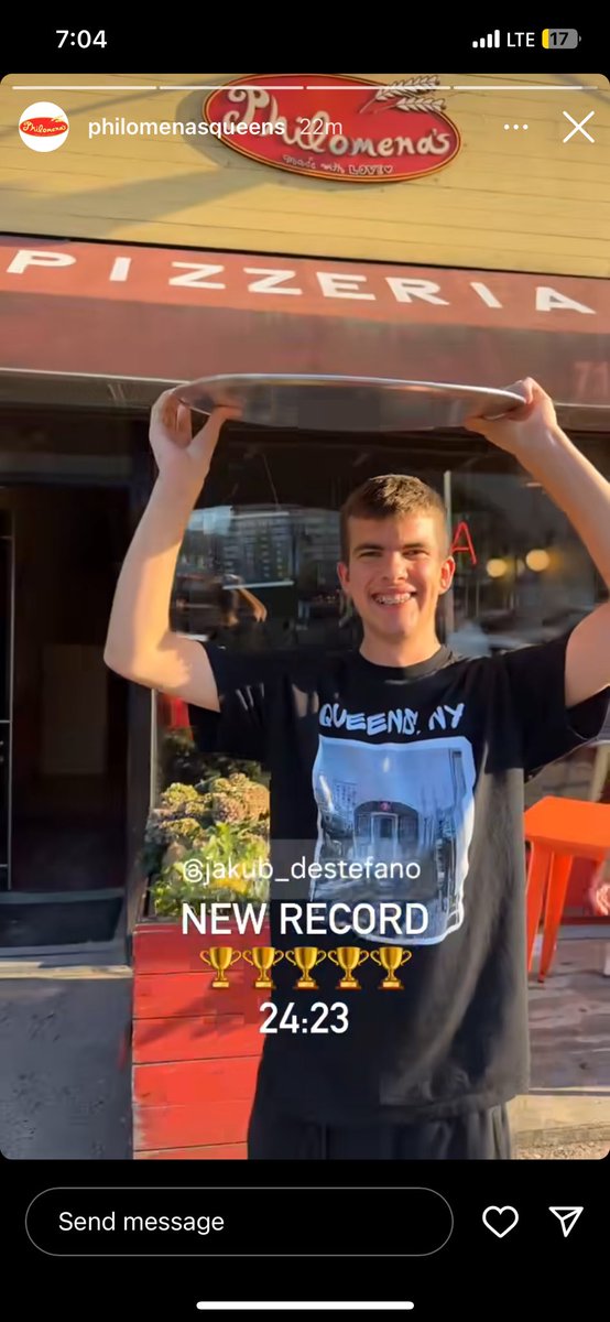 brodysheetzESPN's tweet photo. This kid in New York is DESTROYING pies throughout the city. There calling him Jakub Chestnut. This guy FUCKS!!! #Hero #NYC https://t.co/6hFWbNuvjP