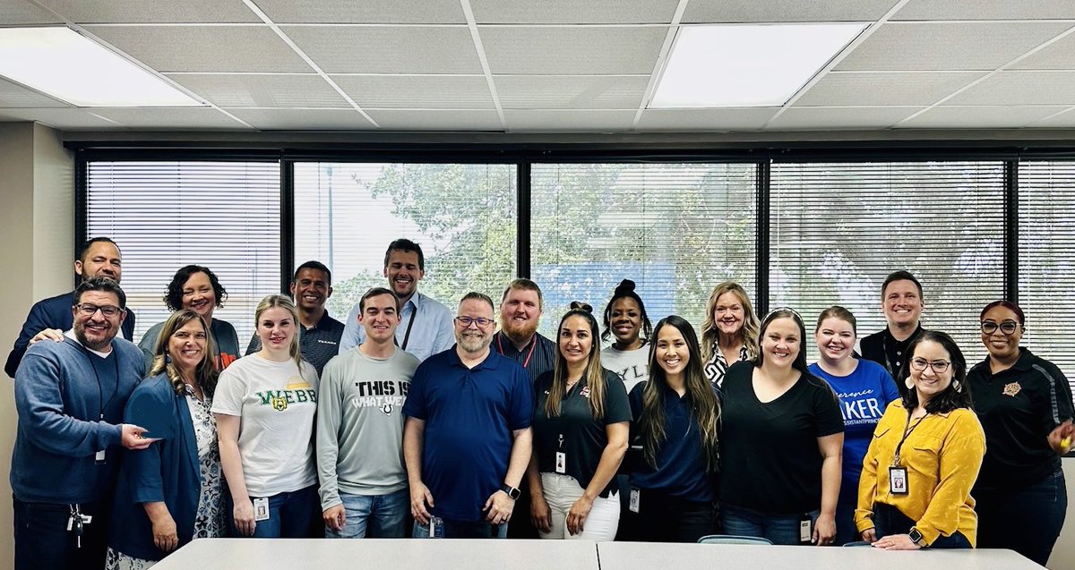 MrsSawasaki's tweet photo. ✨APLA Cohort#1✨
I’m so thankful for this amazing group of educators and our time together learning in Assistant Principal Leadership Academy this year! Looking forward to continuing to collaborate and learn from one another. 💕 https://t.co/rVOiLguODD