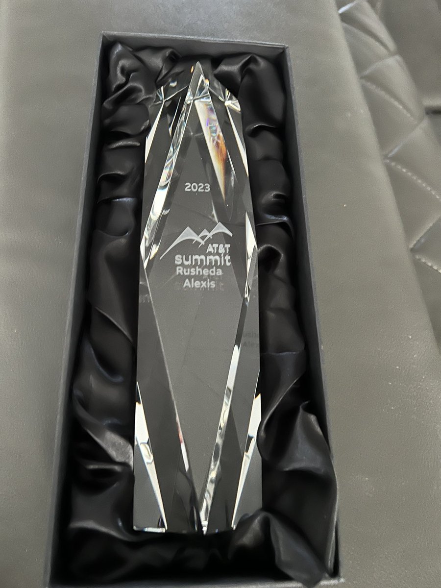 Look what was waiting for me after coming home from #MDP2024 training, and networking session. MY #summit2023 trophy. 🏆 🥰 <a href="/ATT/">AT&T</a>
