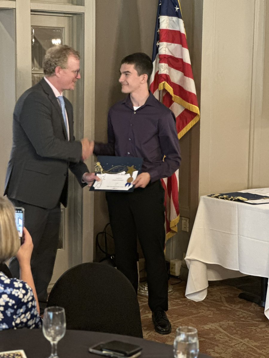 wallkillseniorhigh tweet media