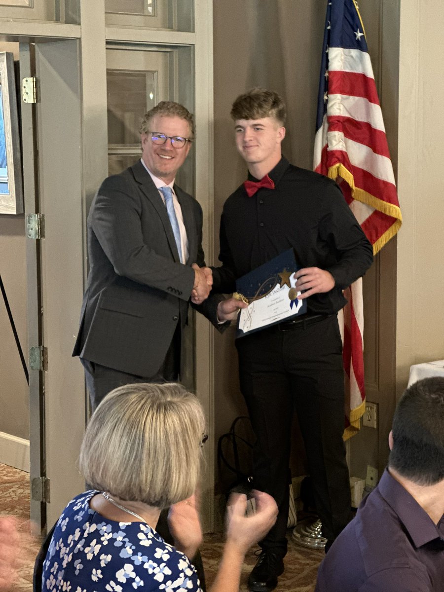 wallkillseniorhigh tweet media