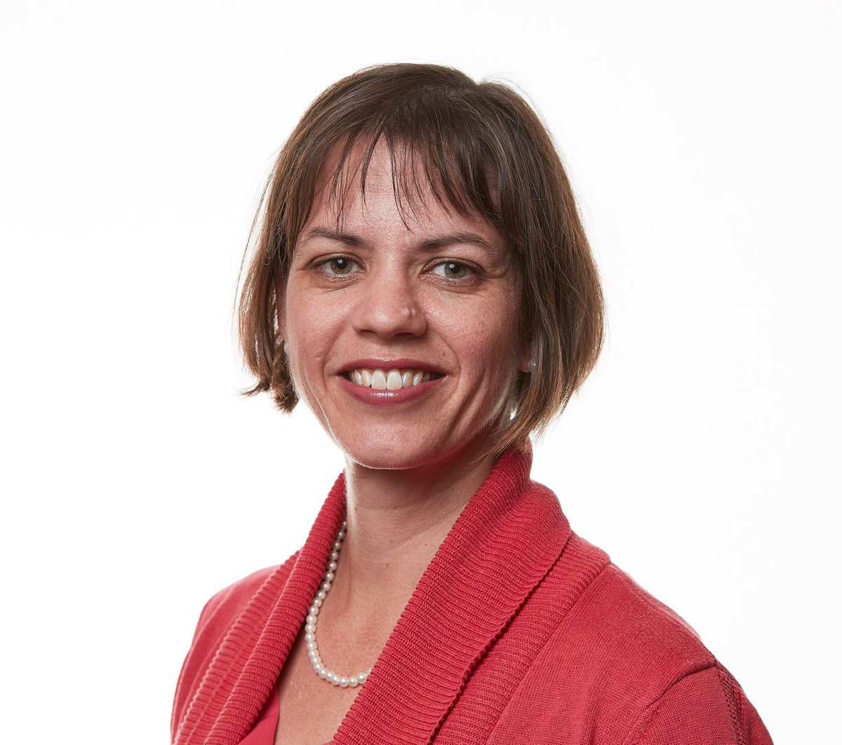 Starting soon, Drs. Jillian Parboosingh and Elizabeth McCready will moderate an interactive session on behalf of the Continuing Professional Development Committee aiming to help fill the genomics knowledge gap for healthcare providers of all types. #CCMG2024