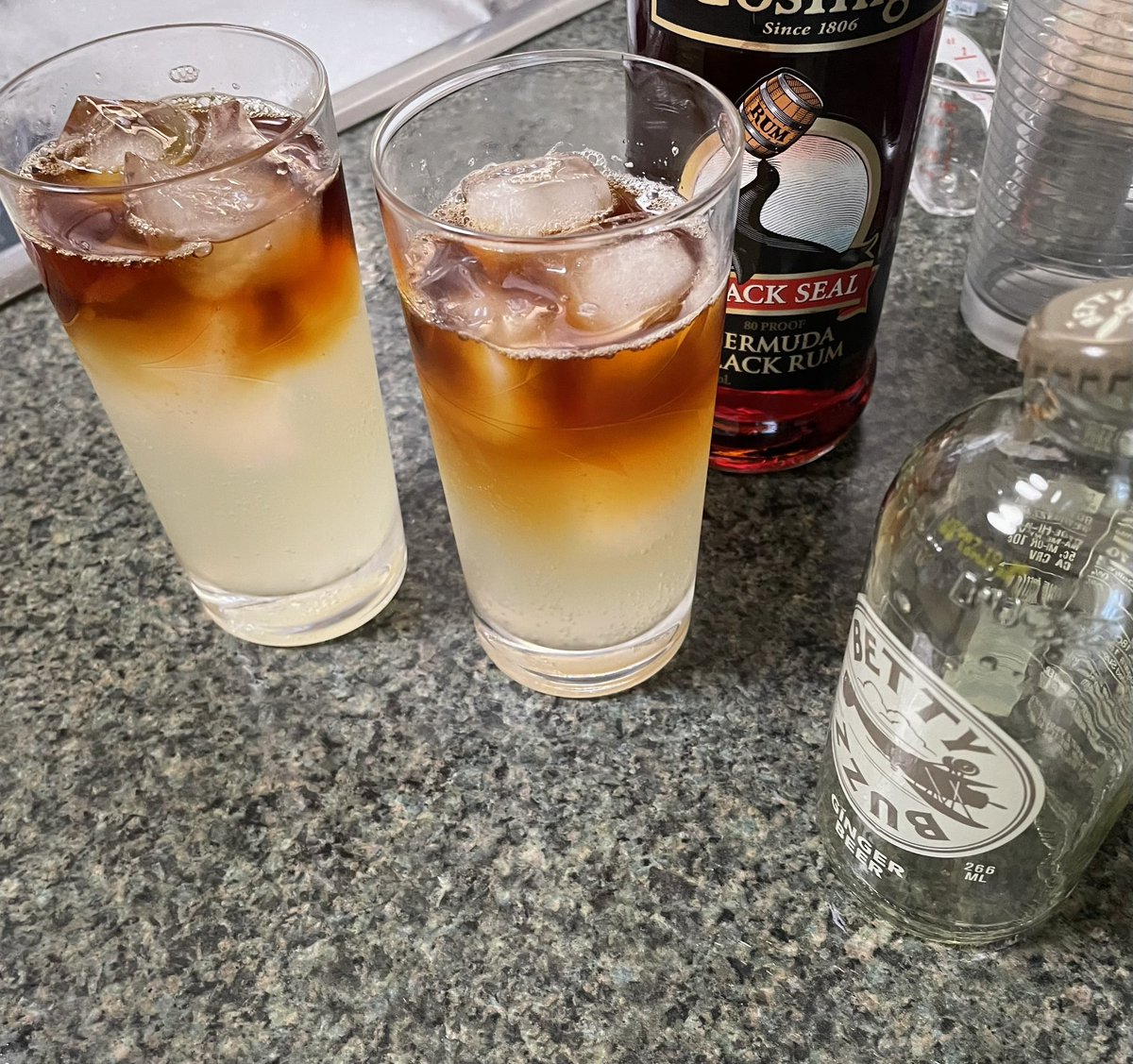 kasstl1's tweet image. Tis the season. #DarkandStormy